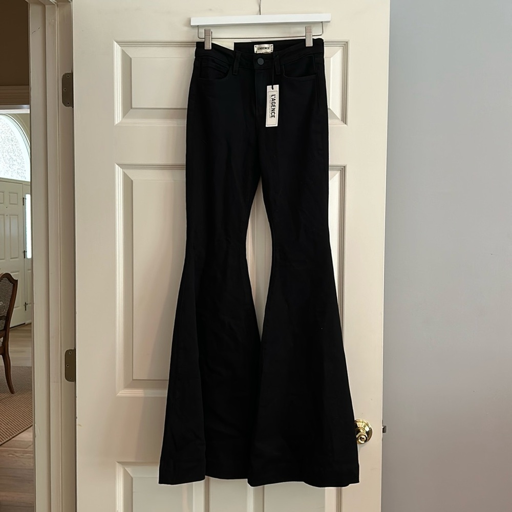 L’agence high rise super flare